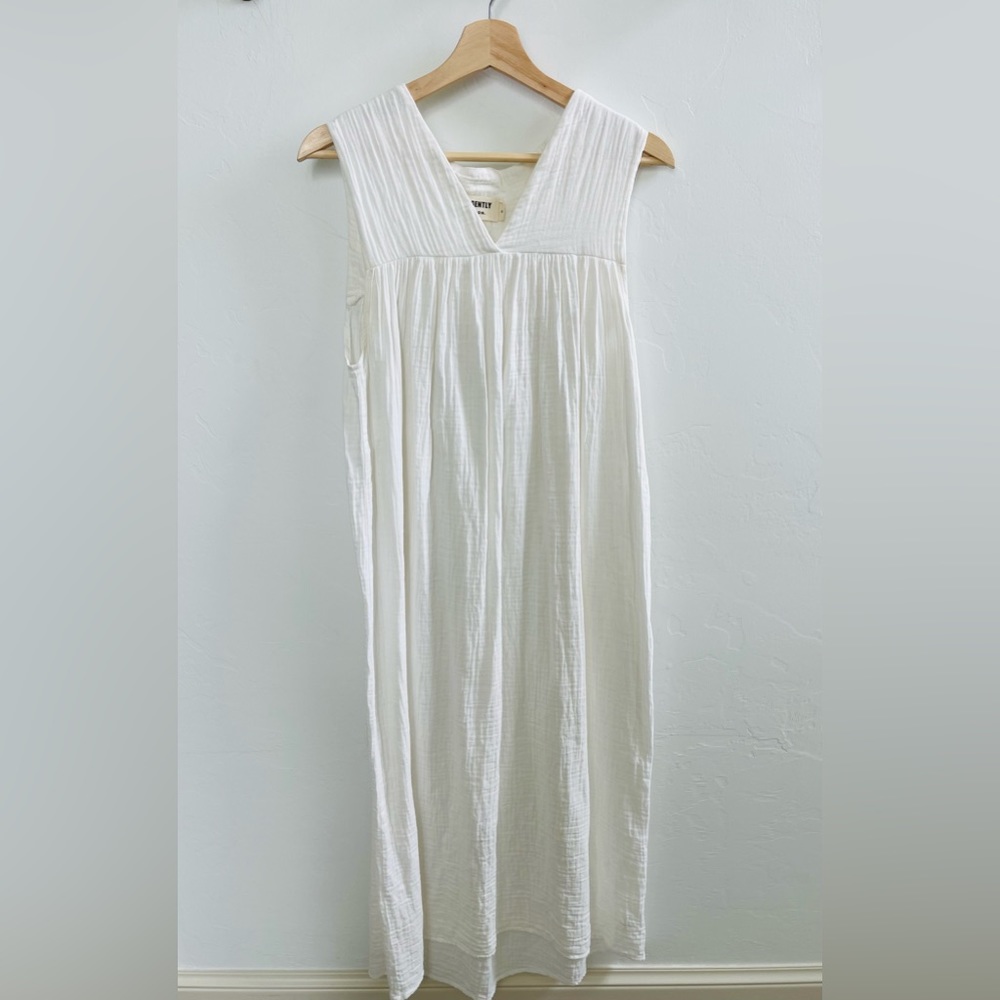 GO GENTLY NATION MIDI gauze dress 
Size small, Green